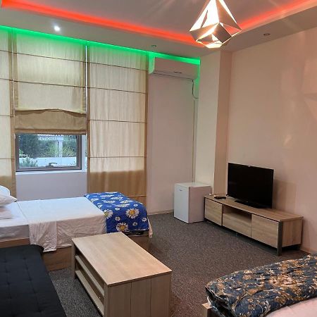 Kent Hotel 코불레티 외부 사진