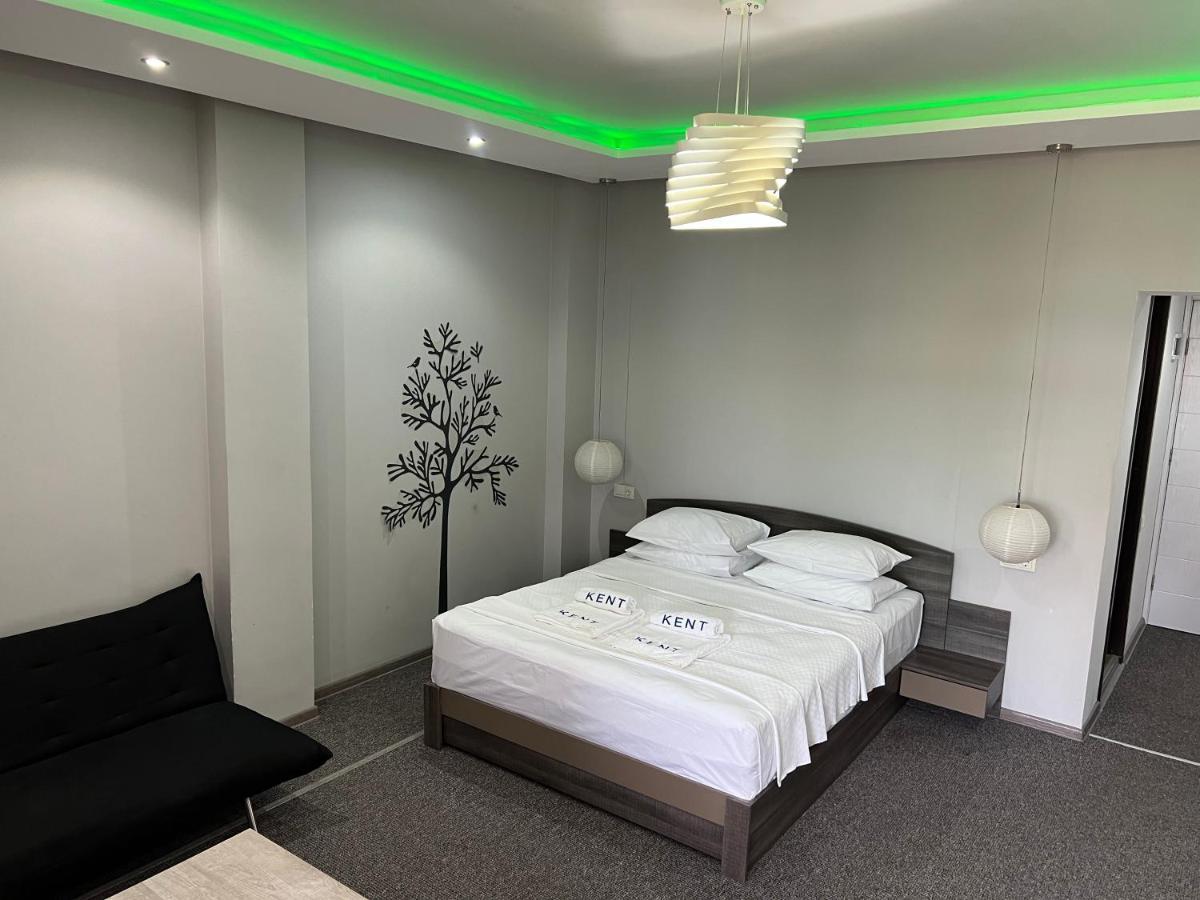 Kent Hotel 코불레티 외부 사진