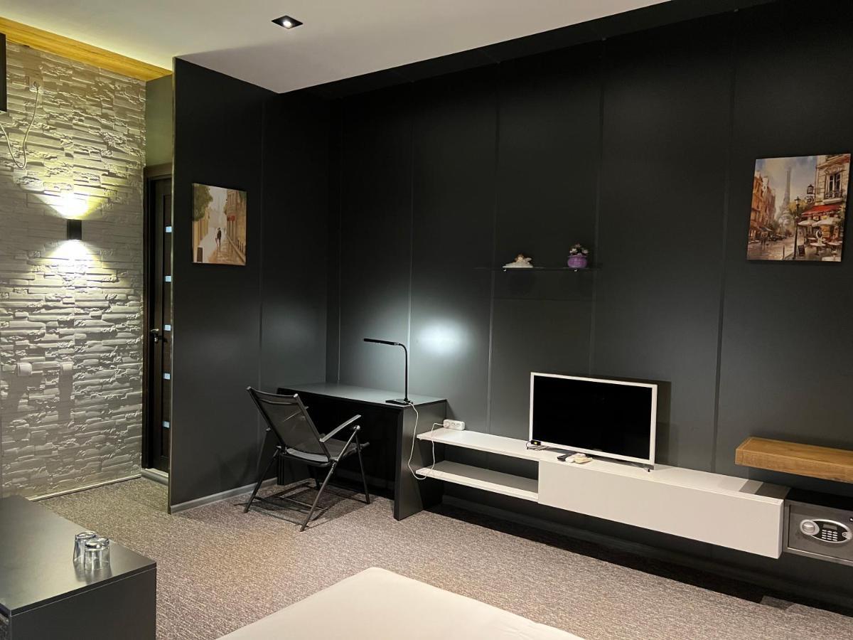 Kent Hotel 코불레티 외부 사진