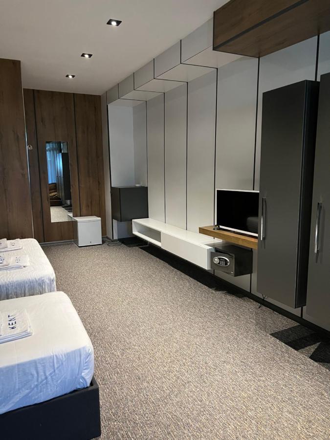 Kent Hotel 코불레티 외부 사진
